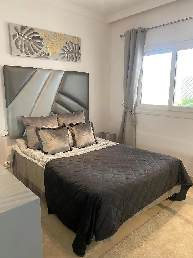 Aloha Gardens, Nueva Andalucia, Marbella Apartment 0*,