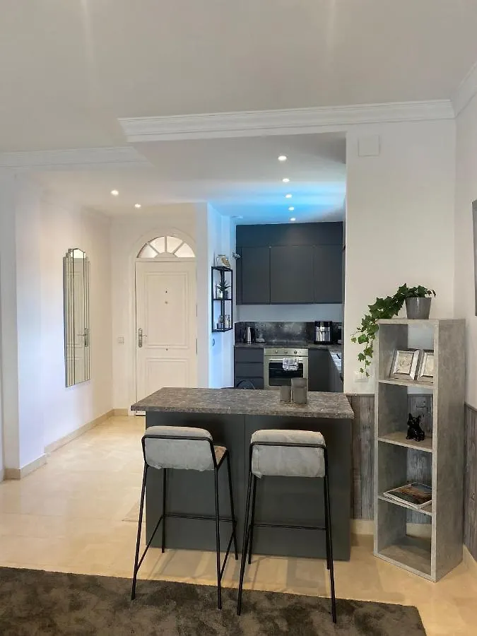 Aloha Gardens Apartment Marbella